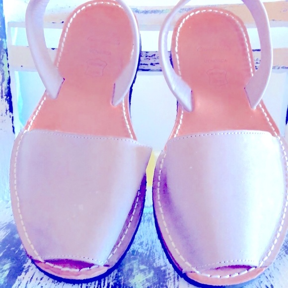 Authentic Avarcas Handmade Greece - New - Picture 2 of 10